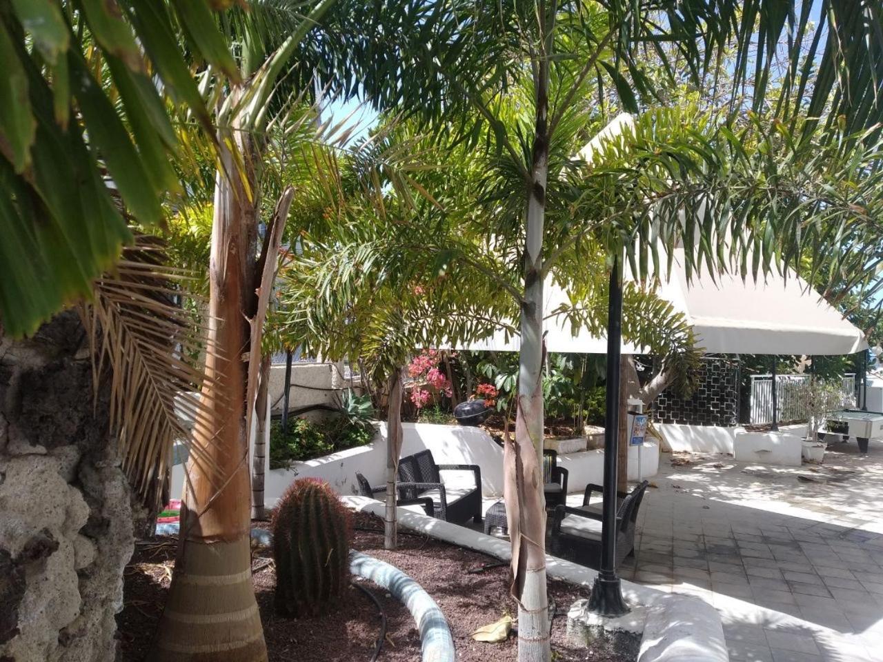 Apart Hotel Ponderosa Costa Adeje Dış mekan fotoğraf