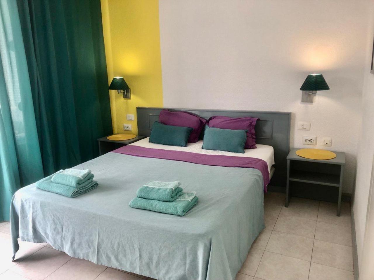 Apart Hotel Ponderosa Costa Adeje Dış mekan fotoğraf
