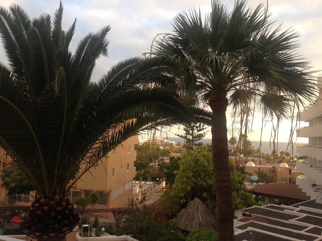 Apart Hotel Ponderosa Costa Adeje Dış mekan fotoğraf