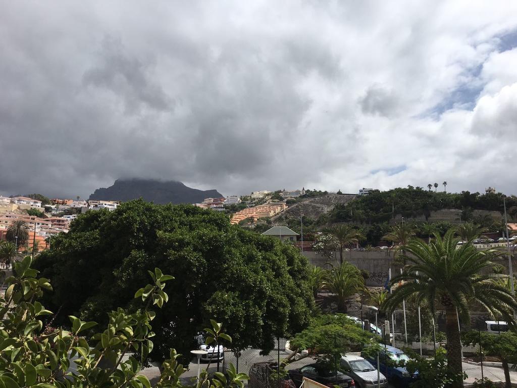 Apart Hotel Ponderosa Costa Adeje Dış mekan fotoğraf